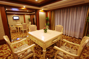 黄金一号游轮(棋牌室)