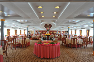长江一号游轮皇朝餐厅