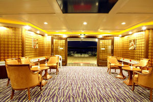 长江一号游轮阳光甲板