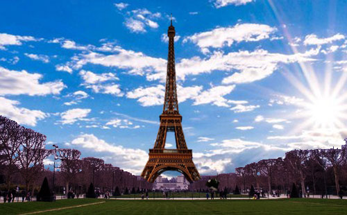 法国巴黎埃菲尔铁塔