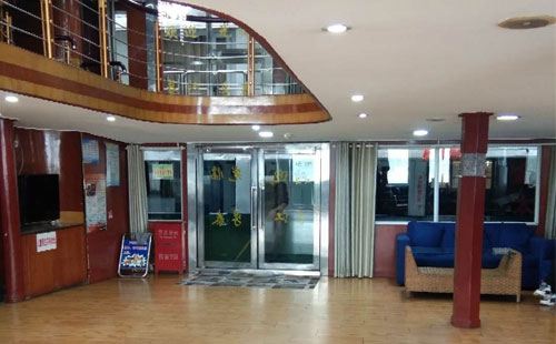 长江孚泰游轮大厅