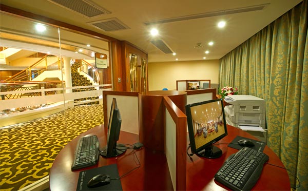 总统6号游轮网吧