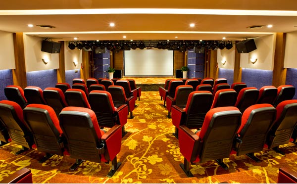 总统8号游轮电影院