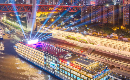 长江如歌夜景图