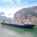 三峡美维凯璇游轮 均设私人观景阳台，采用光伏发电的系统舒适安静 一价全含独家经典景点“8选5”，含登船晚餐+行李搬运服务