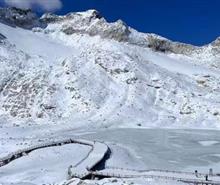 重慶到川西達(dá)古冰川+中國(guó)古羌城+坪頭羌寨3日游[0購(gòu)物|0自費(fèi)]