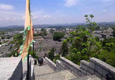 [純玩]重慶到貴陽(yáng)黔靈山公園+夜郎谷+青巖古鎮(zhèn)+青云市集+甲秀樓+天主教堂3日游