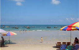 重慶到北海+潿洲島5/6日游[銀灘+僑港風(fēng)情街+五彩灘+趕海]