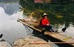 廣西龍脊梯田+三星船+銀子巖+世外桃源+遇龍河雙人漂+印象劉三姐+象鼻山<雙動5日>