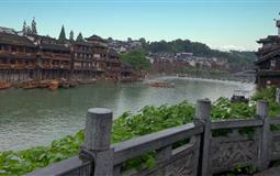 湖南長(zhǎng)沙-韶山-張家界森林公園-天門山(玻璃棧道)-鳳凰古城雙臥品質(zhì)6日游
