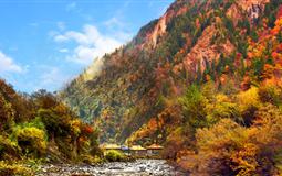 奶子溝、羊茸哈德、水磨古鎮(zhèn)汽車3日游<紅葉季>