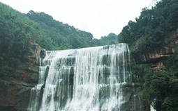 赤水大瀑布+四洞溝+燕子巖+丙安古鎮(zhèn)純玩2日游