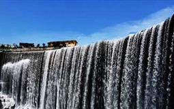 團(tuán)隊(duì)定制四川廣安低坑大瀑布、龍池龍井溝兩日游<春季重慶周邊賞花游，團(tuán)隊(duì)出游線路推薦>