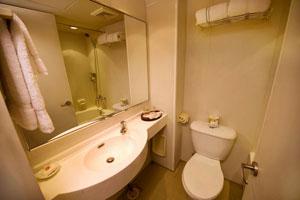 美維凱莎號游輪衛生間