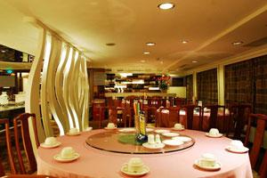 美維凱蕾號游輪餐廳