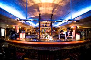 美維凱琳號游輪酒吧