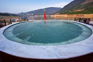 黃金2號(hào)游輪（游泳池）