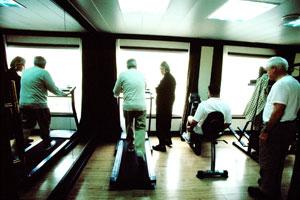 長江一號游輪健身房