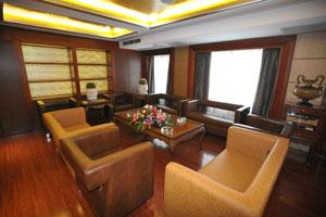 长江二号游轮雪茄吧