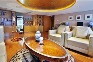 长江探索号行政酒廊