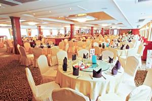 總統(tǒng)6號(hào)游輪香格里拉餐廳