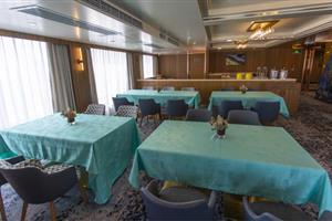 长江三号游轮时光餐吧