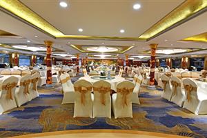 长江2号游轮餐厅