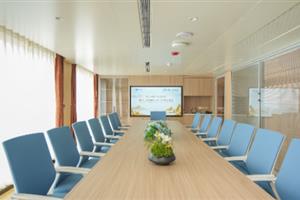 長江如歌會(huì)議室