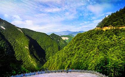 武陵山大裂谷会议旅游2日游计划重庆周边团队会议旅游