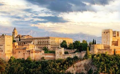 西葡2國13日游.馬德里皇宮·阿爾罕布拉宮·托萊多<圣家族大教堂 +奎爾公園+辛特拉王宮>伊比利亞往事